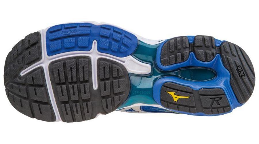 mizuno rider 18